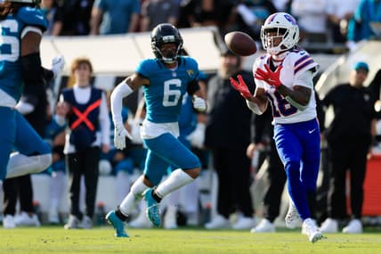 Greg Newsome, giants, Buffalo Bills wide receiver Mecole Hardman Jr. (16) hauls in a reception against Jacksonville Jaguars cornerback Greg Newsome II