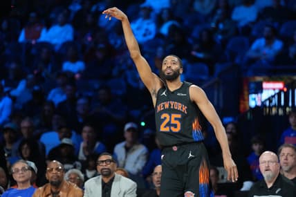 Mikal Bridges celebrating with the Knicks