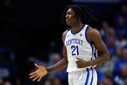 Jayden Quaintance playing basketball as a Knicks draft target