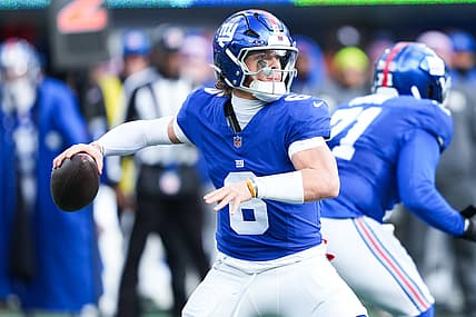 jaxson dart, NFL: Dallas Cowboys at New York Giants