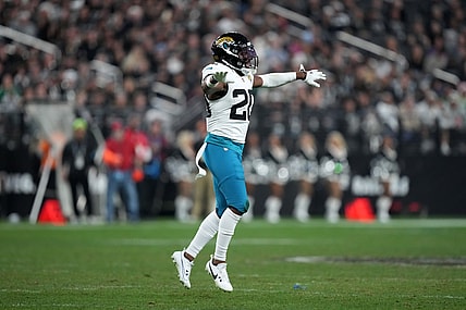 NFL: Jacksonville Jaguars at Las Vegas Raiders, daniel thomas, new york giants