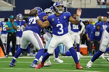 Russell Wilson, NFL: New York Giants at Dallas Cowboys