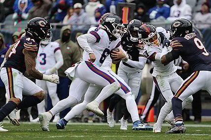 Jaxson Dart, NFL: New York Giants at Chicago Bears