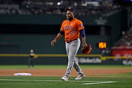 MLB: Houston Astros at Texas Rangers, framber valdez, mets