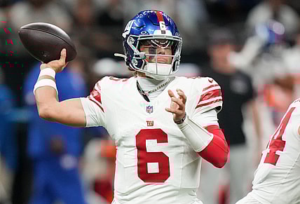 Jaxson Dart, NFL: New York Giants at New Orleans Saints