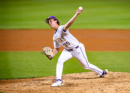 Syndication: The Daily Advertiser