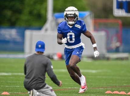 Malachi Fields participates in a drill during Giants rookie minicamp