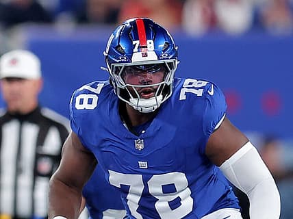 Andrew Thomas, NFL: Philadelphia Eagles at New York Giants