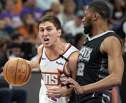 NBA: San Antonio Spurs at Phoenix Suns