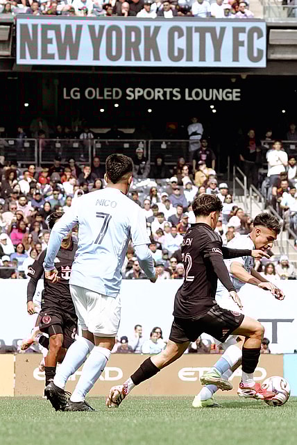 Agustin Ojeda on the ball in a full capacity Yankee Stadium | Credit: Melinda Morales