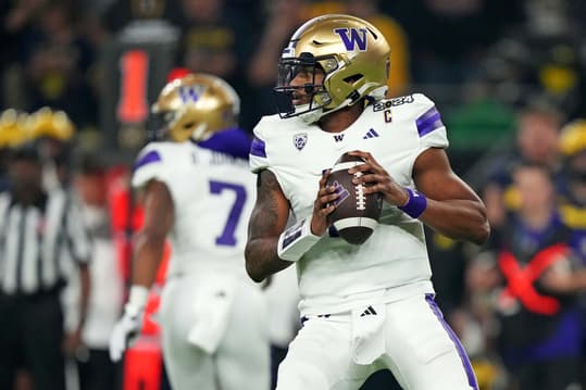 Washington Huskies quarterback Michael Penix Jr. (9) (New York Giants draft prospect)