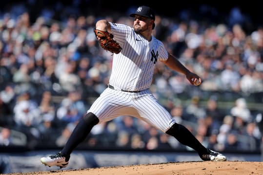 MLB: Milwaukee Brewers at New York Yankees, carlos rodon
