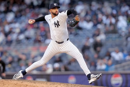 MLB: Milwaukee Brewers at New York Yankees, devin williams