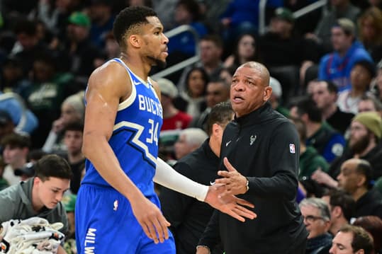 NBA: Oklahoma City Thunder at Milwaukee Bucks