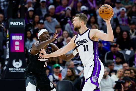 Domantas Sabonis, Kings, Knicks