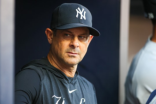 mlb: new york yankees at atlanta braves, aaron boone