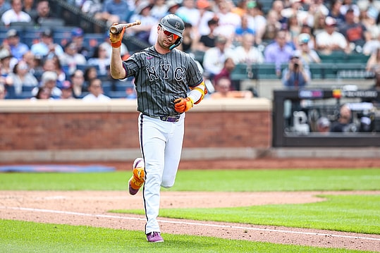 MLB: San Francisco Giants at New York Mets