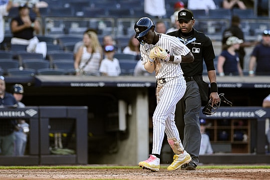 MLB: Game Two-Texas Rangers at New York Yankees, jazz