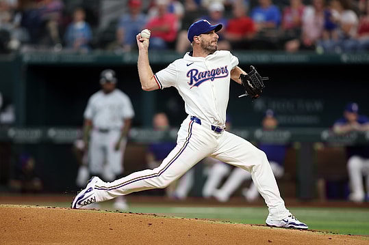 MLB: Chicago White Sox at Texas Rangers