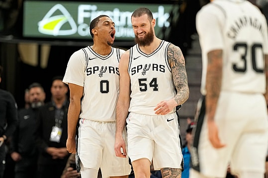 NBA: New York Knicks at San Antonio Spurs
