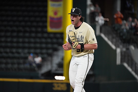 NCAA Baseball: College Baseball Showdown Texas Longhorns vs Vanderbilt Commodores