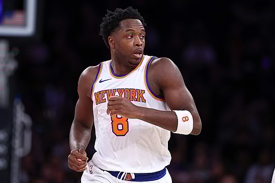 Oct 9, 2024; New York, New York, USA; dNew York Knicks forward OG Anunoby (8) runs up court after a basket against the Washington Wizards uring the first half at Madison Square Garden. Mandatory Credit: Vincent Carchietta-Imagn Images