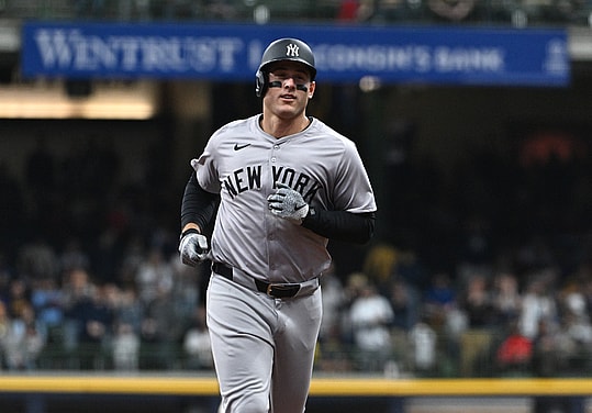 MLB: New York Yankees at Milwaukee Brewers, anthony rizzo