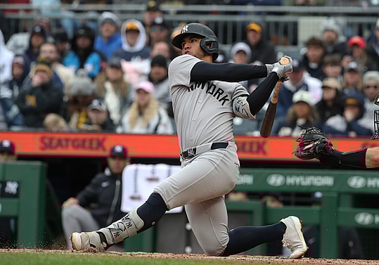MLB: New York Yankees at Pittsburgh Pirates, oswald peraza