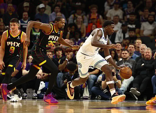 NBA: Minnesota Timberwolves at Phoenix Suns