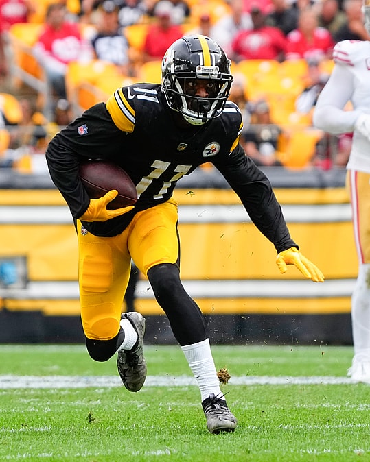 NFL: San Francisco 49ers at Pittsburgh Steelers