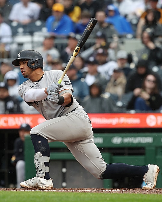 MLB: New York Yankees at Pittsburgh Pirates, oswald peraza
