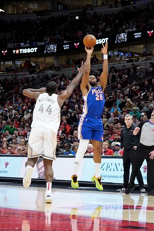 NBA: Philadelphia 76ers at Chicago Bulls