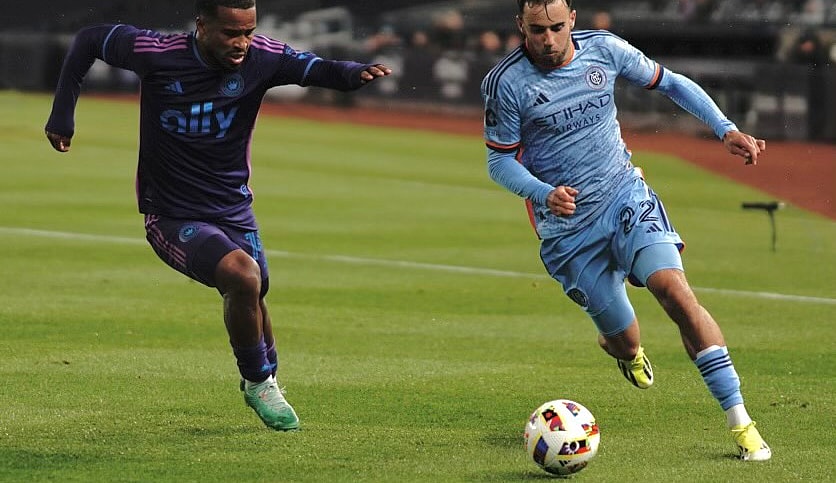 Kevin O’Toole running down the wing | Credit: Melinda Morales, New York City FC