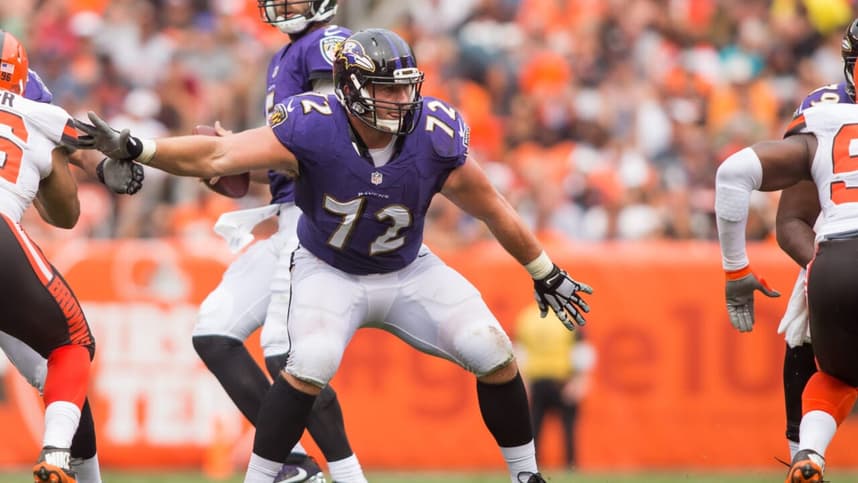 New York Jets bring in Alex Lewis.