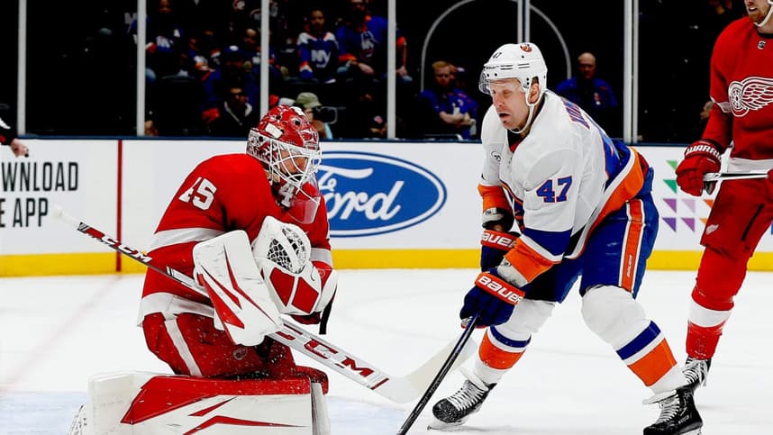 Leo Komarov, New York Islanders