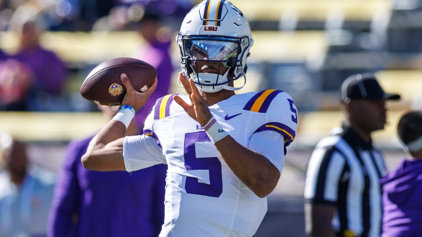 LSU Tigers quarterback Jayden Daniels (5) (New York Giants prospect) during warmups before the game against the Texas A&M Aggies at Tiger Stadium