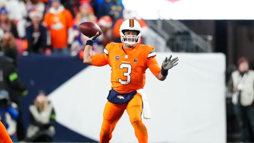 Denver Broncos quarterback Russell Wilson (3) prepares to pass in the first half against the New England Patriots at Empower Field at Mile High (New York Giants)