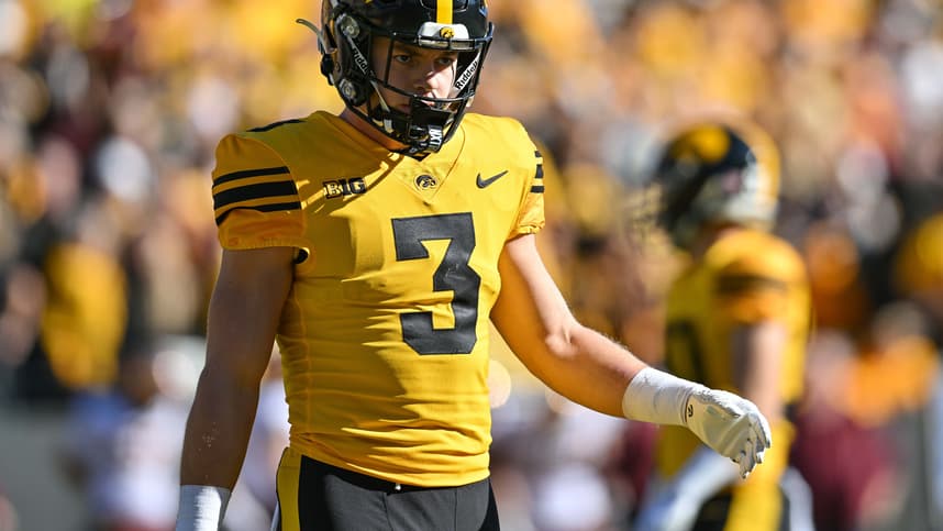 Iowa Hawkeyes defensive back Cooper DeJean (3) (New York Giants draft prospect)