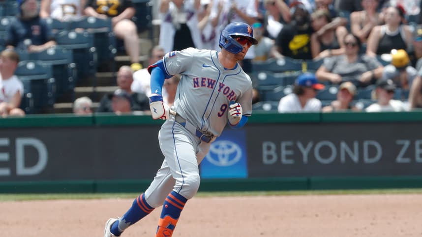 Jul 8, 2024; Pittsburgh, Pennsylvania, USA;  New York Mets left fielder Brandon Nimmo (9) circles the bases on a two run home run against the Pittsburgh Pirates during the sixth inning at PNC Park. Mandatory Credit: Charles LeClaire-USA TODAY Sports