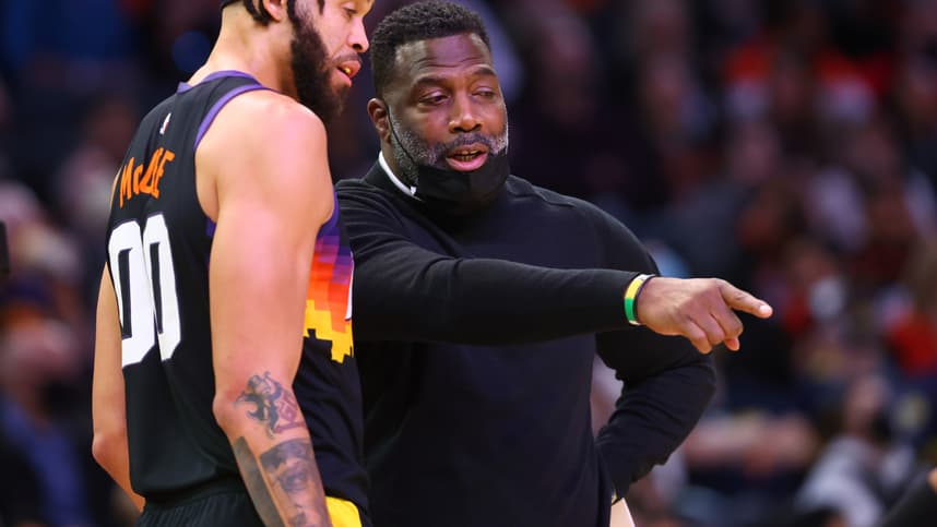 NBA: Indiana Pacers at Phoenix Suns, knicks