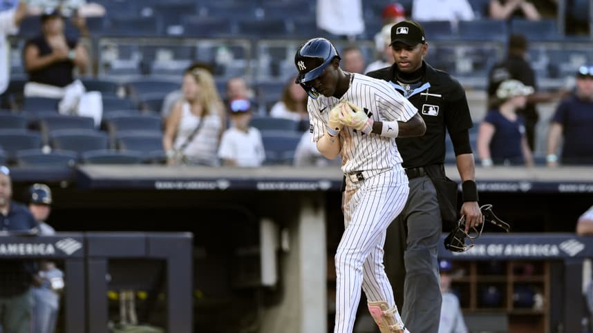 MLB: Game Two-Texas Rangers at New York Yankees, jazz