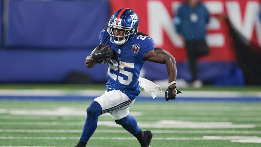 Aug 8, 2024; East Rutherford, New Jersey, USA; New York Giants running back Dante Miller (25) carries the ball during the second half against the Detroit Lions at MetLife Stadium. Mandatory Credit: Vincent Carchietta-USA TODAY Sports