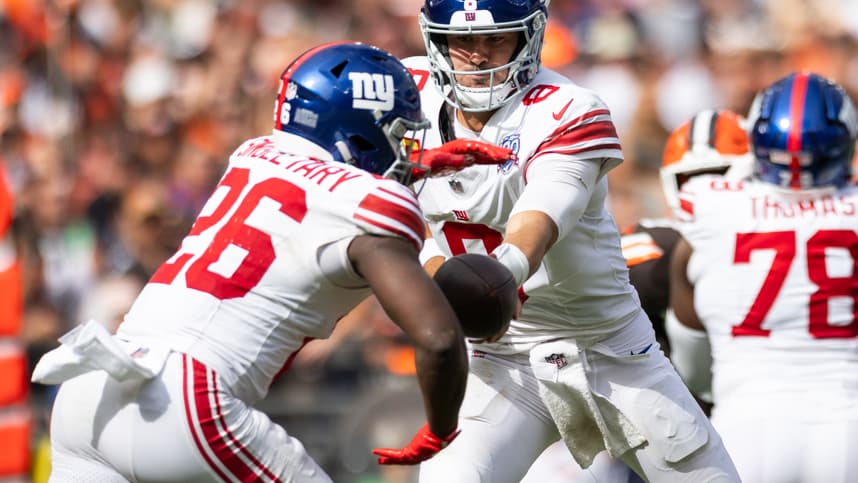 NFL: New York Giants at Cleveland Browns