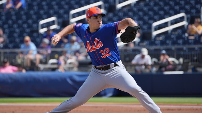 Feb 26, 2024; West Palm Beach, Florida, USA;  New York Mets starting pitcher Max Kranick (32) pitches against the Washington Nationals in the first inning at CACTI Park of the Palm Beaches. Mandatory Credit: Jim Rassol-Imagn Images