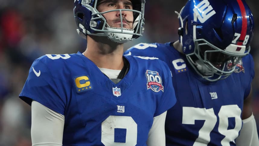 Oct 13, 2024; East Rutherford, New Jersey, USA;  New York Giants quarterback Daniel Jones (8) after a incomplete pass against the Cincinnati Bengals during the second half at MetLife Stadium. Mandatory Credit: Robert Deutsch-Imagn Images