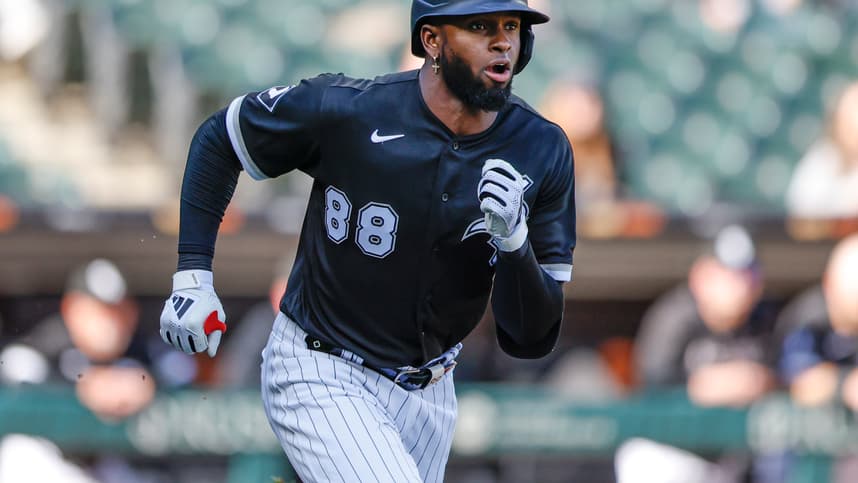Luis Robert Jr., Phillies,