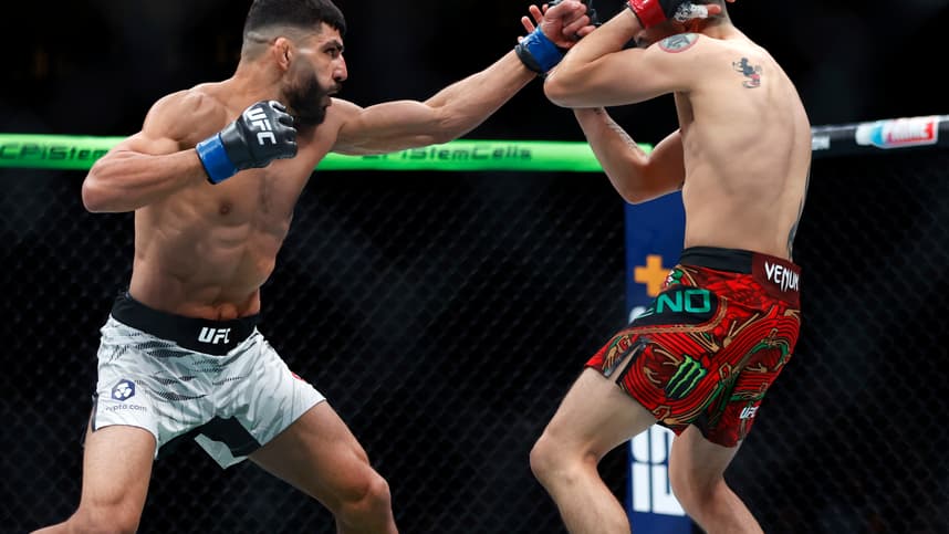 MMA: UFC Fight Night - Edmonton - Moreno vs Albazi