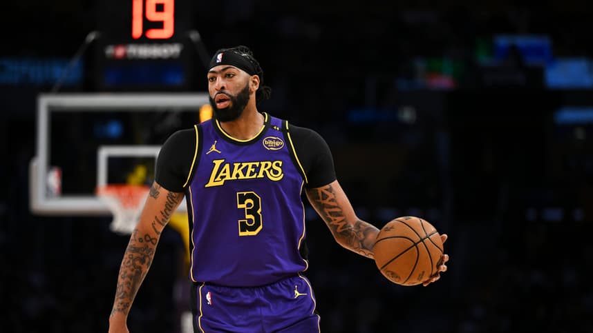 Oct 25, 2024; Los Angeles, California, USA; Los Angeles Lakers forward Anthony Davis (3) looks to pass against the Phoenix Suns during the first half at Crypto.com Arena. Mandatory Credit: Jonathan Hui-Imagn Images