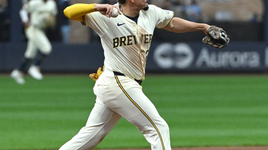 MLB: New York Yankees at Milwaukee Brewers