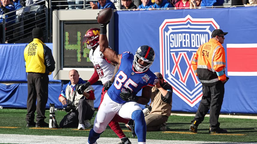 Chris Manhertz, Giants